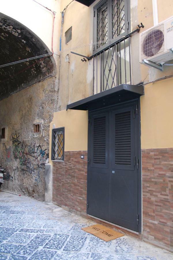 The Twins' House Museo Villa Napoli Bagian luar foto